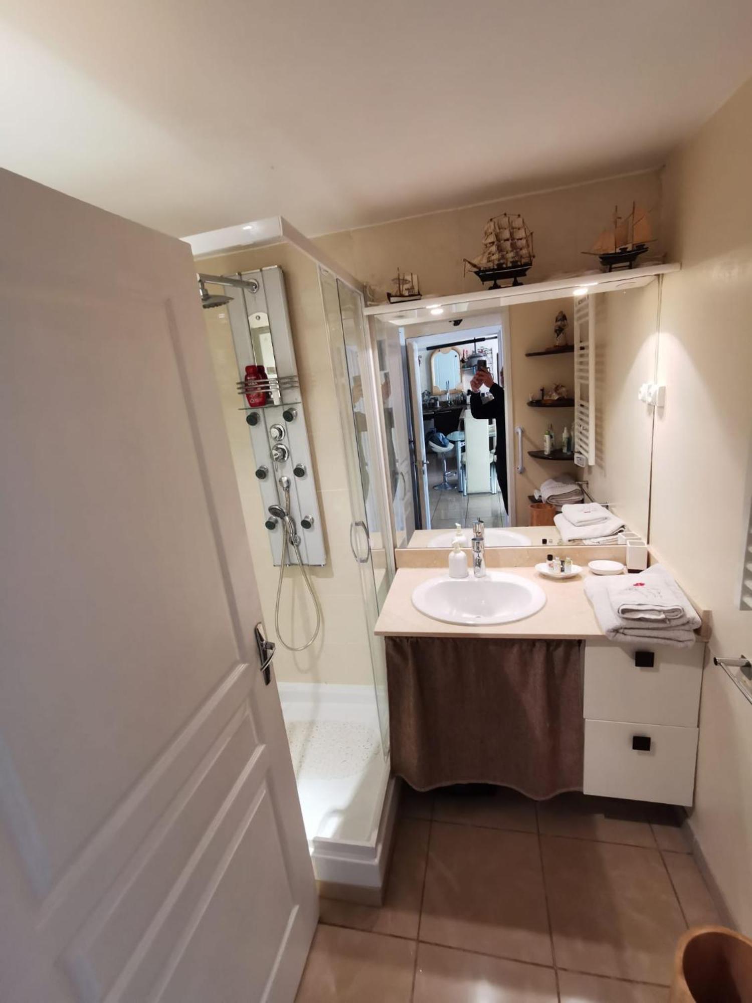 Agreable Chambre D'Hote A 50M De La Mer Κάννες Εξωτερικό φωτογραφία